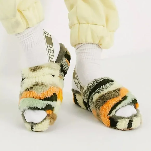 UGG Fluff Yeah Slide Cali Collage slippers in olive - Picture 11 of 12